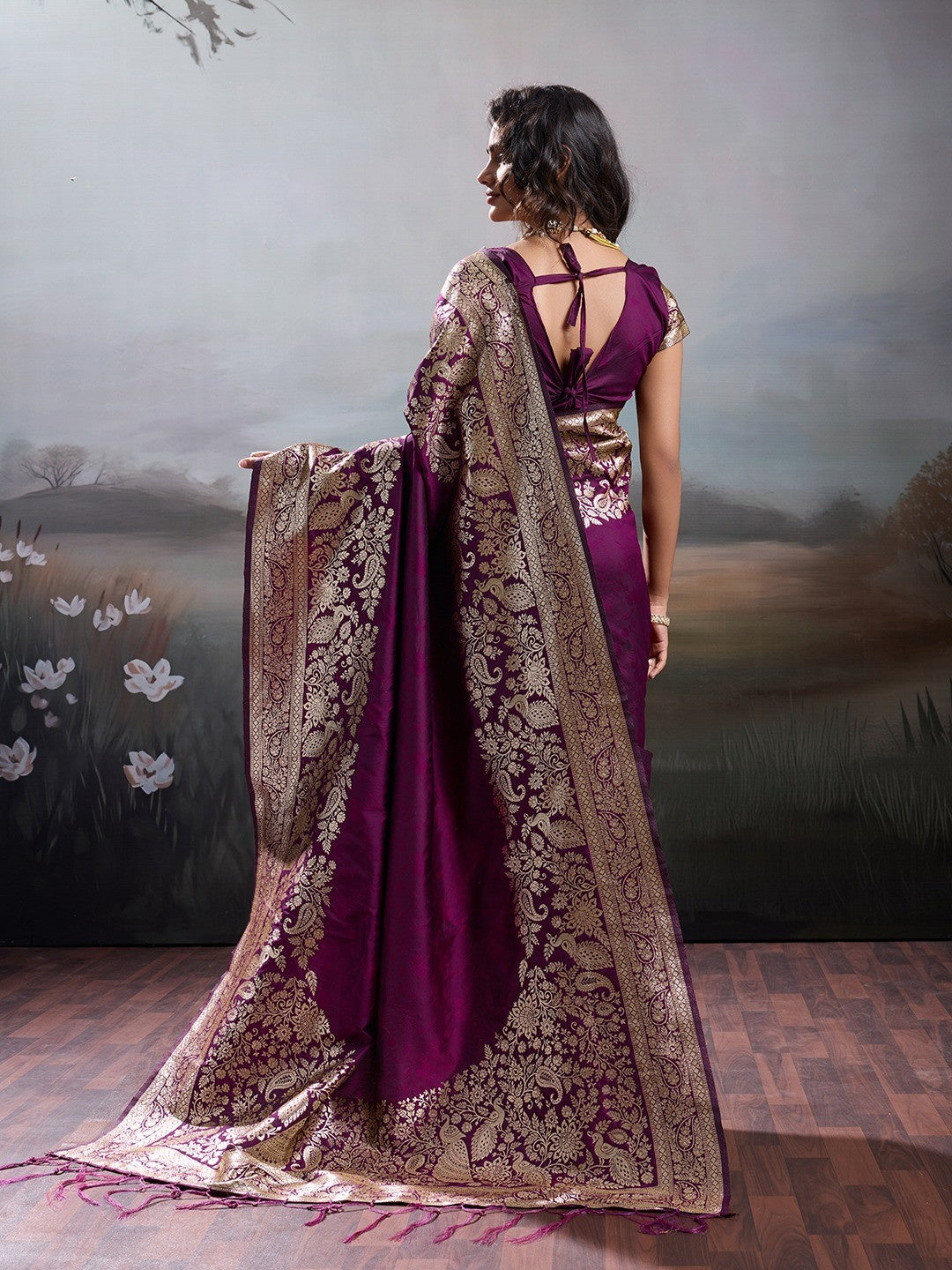 Rich Wine Floral & Peacock Motif Weaving Silk Blend Saree With Decorative Tassel Pallu - Image 4