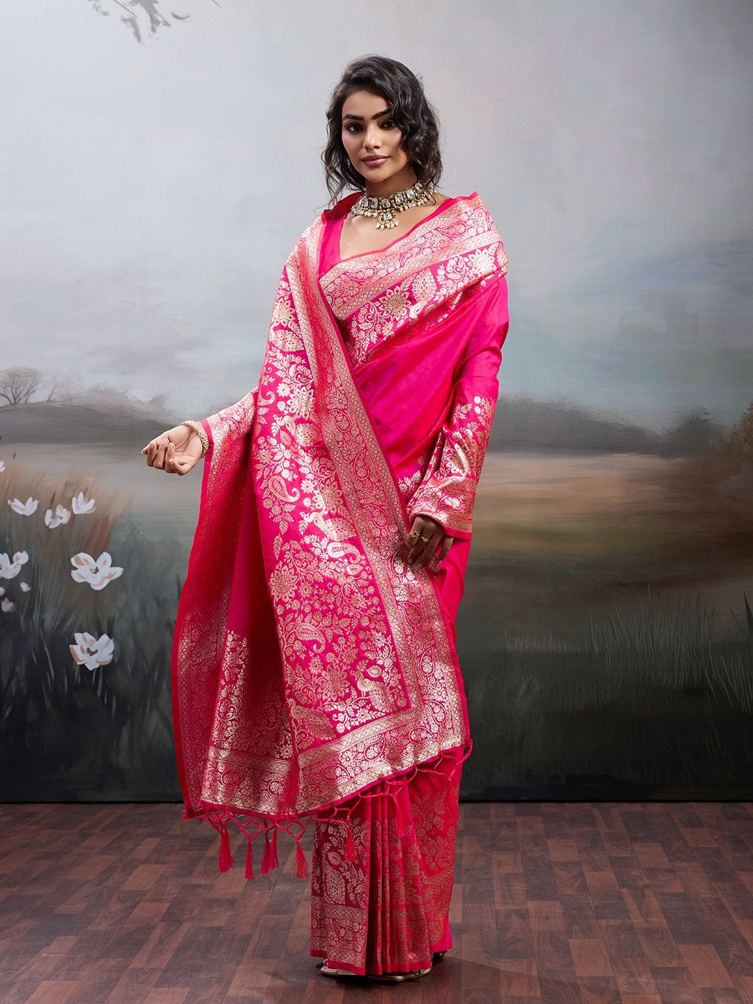 Rich Rani Pink Floral & Peacock Motif Weaving Silk Blend Saree With Decorative Tassel Pallu - Image 4