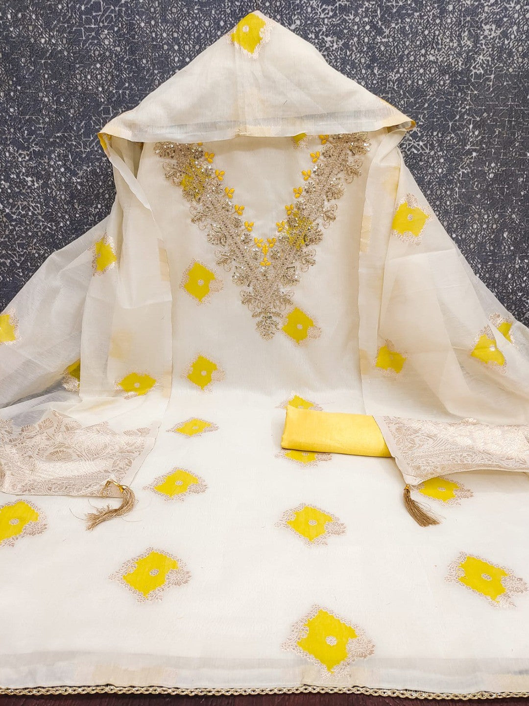 Graceful Cream & Yellow Floral Woven With Sequins Cording Embroidery Mulmul Cotton Dress Material - Image 3
