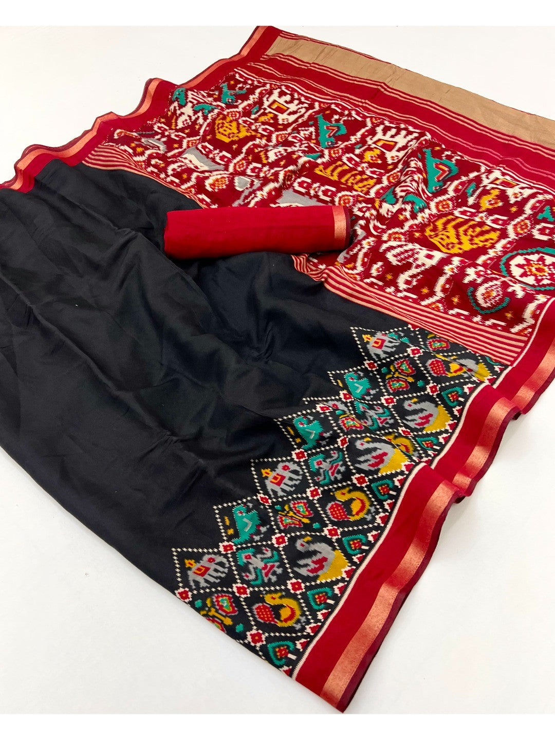Elegant Black Viscose Saree with Ikkat Print and Red Border - Image 2