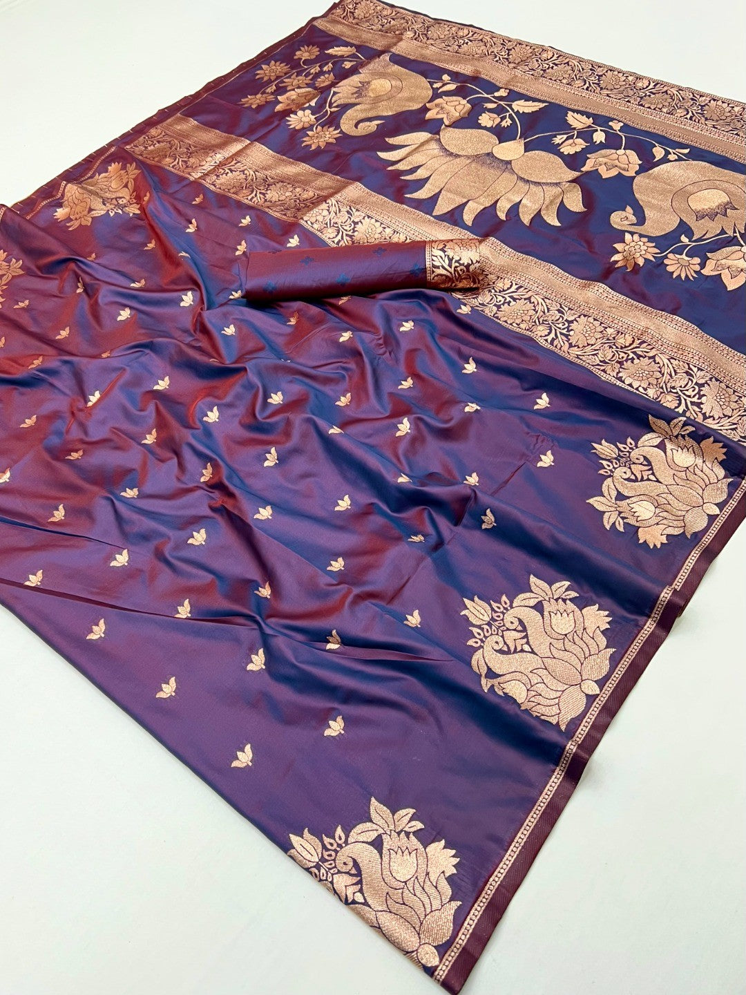 Graceful Purple Lotus Design Art Silk Saree Adorned With Rich Zari Weaving Work - Image 1