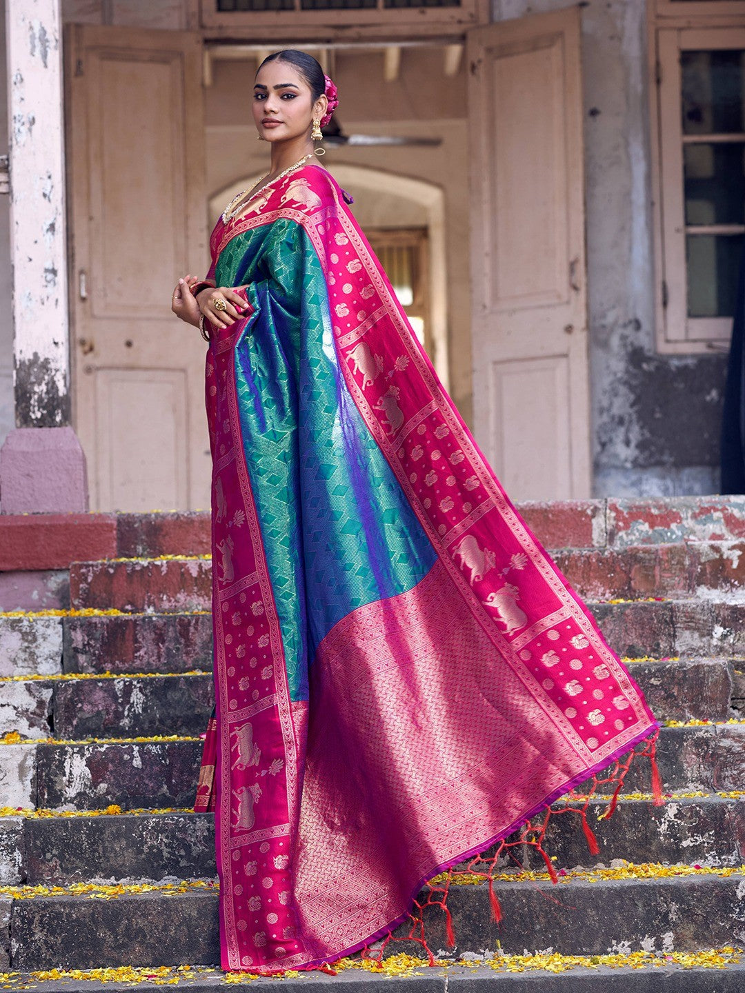 Premium Teal Green Geometric & Animal Motif Weaving Saree With Decorative Tassel Pallu - Image 3