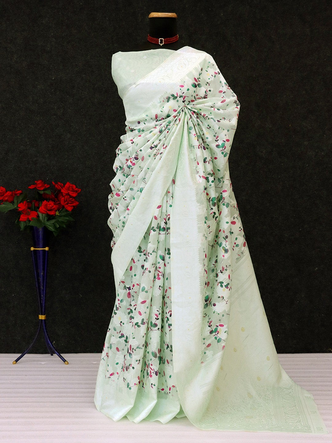 Mint Green Floral Digital Print Silk Blend Lucknowi Saree With Jacquard Woven Border & Rich Pallu - Image 4