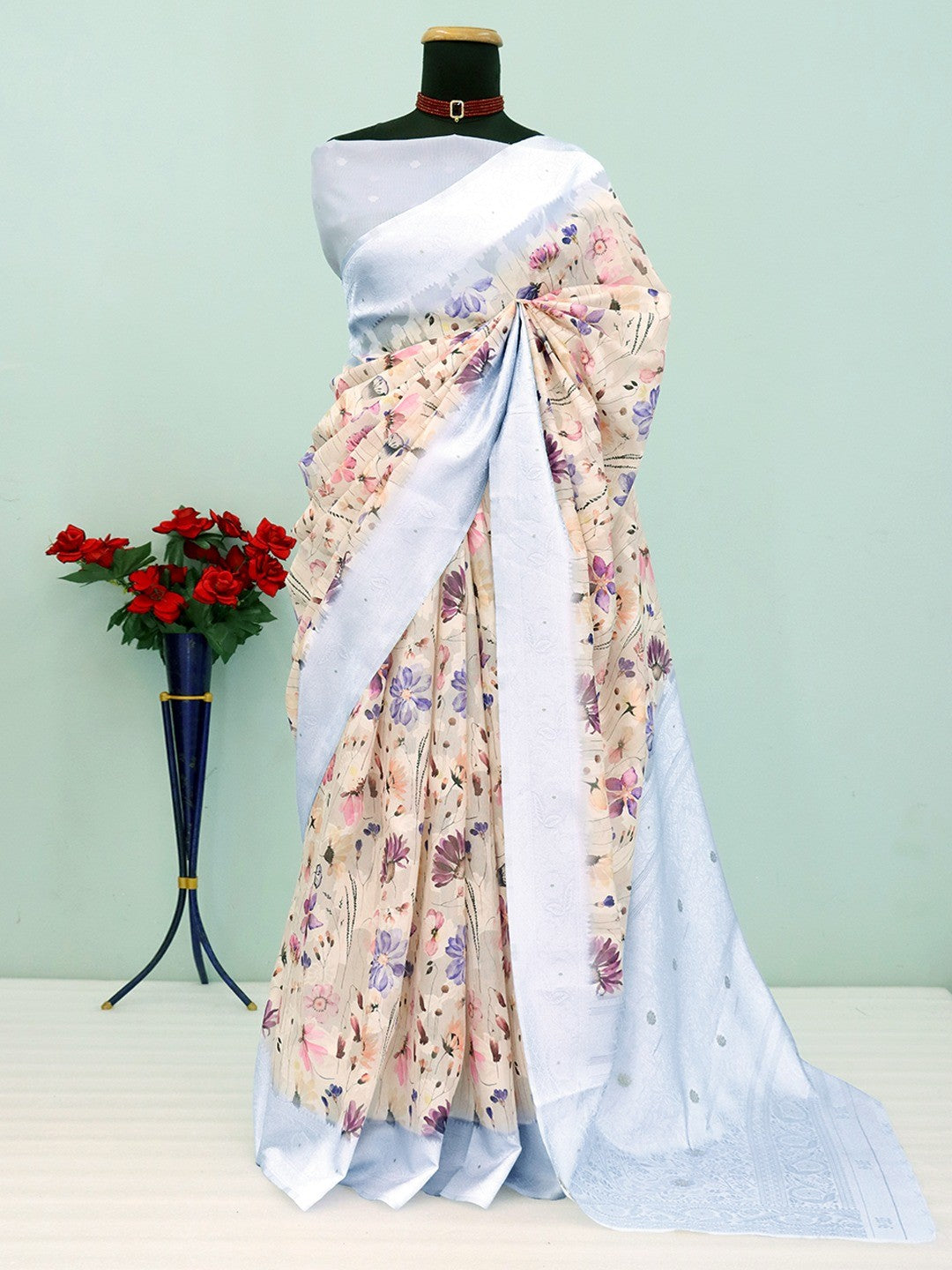 Beige & Blue Floral Digital Print Silk Blend Lucknowi Saree With Jacquard Woven Border & Rich Pallu - Image 4