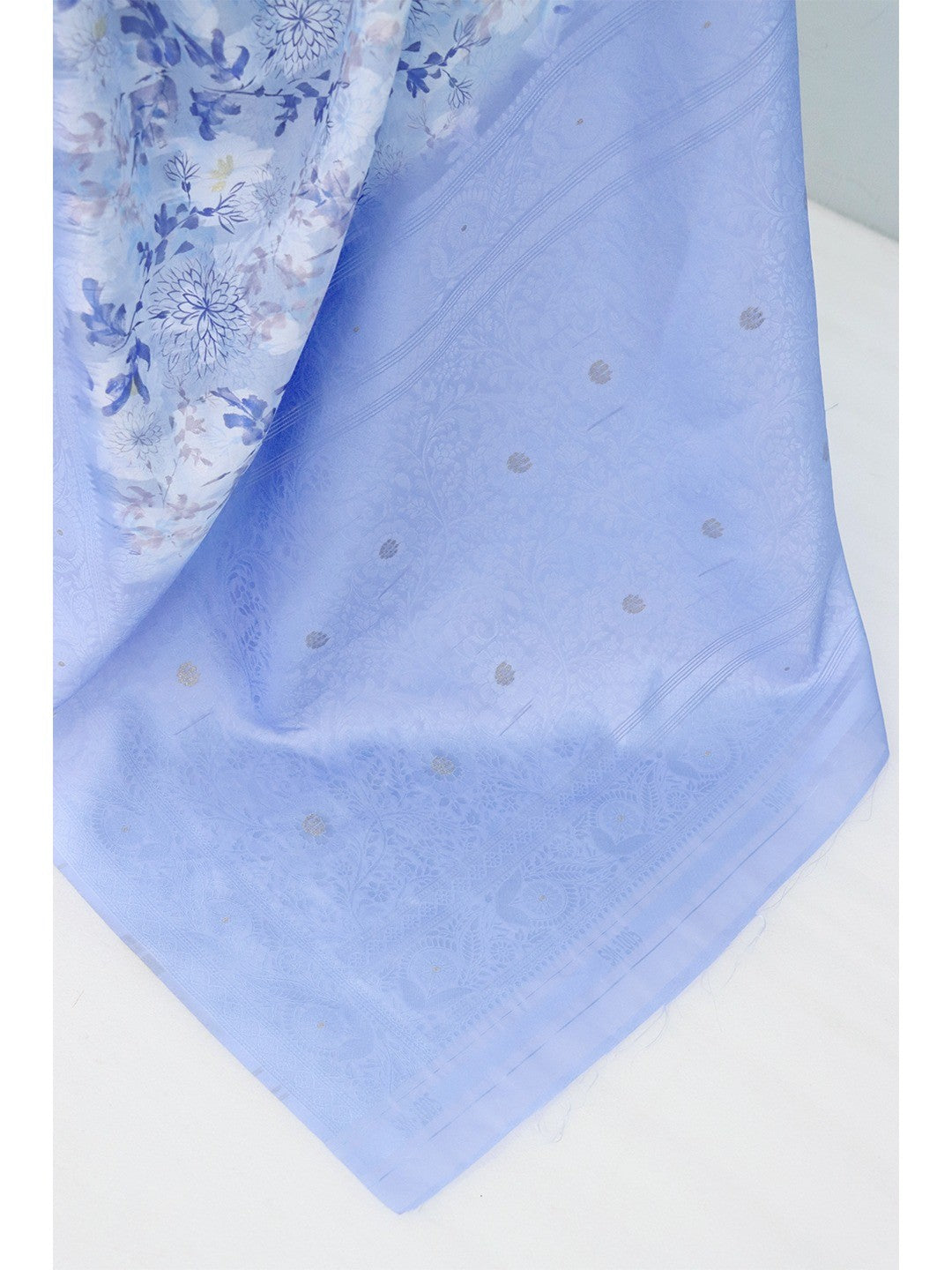 Sky Blue Floral Digital Printed Silk Blend Lucknowi Saree With Jacquard Woven Border & Pallu - Image 2