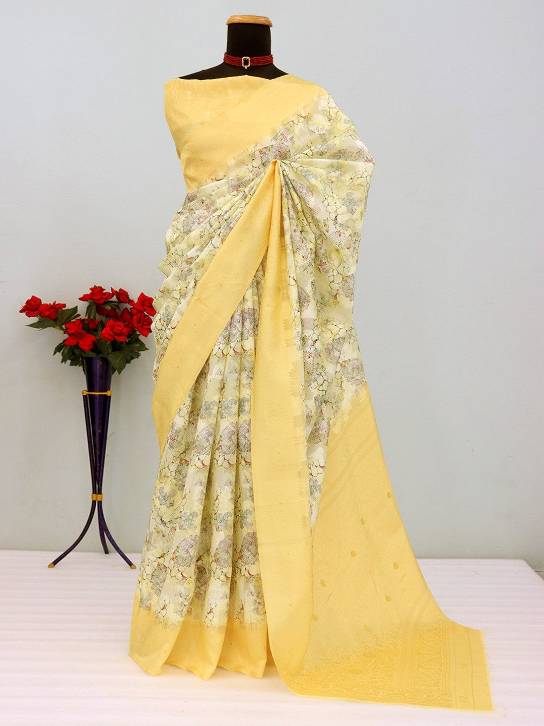 Yellow Floral Digital Printed Silk Blend Lucknowi Saree With Jacquard Woven Border & Pallu - Image 4