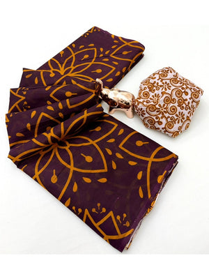 Sophisticated Wine Floral Printed Mulmul Cotton Saree With Unique Abstract Pattern Pallu - Image 2