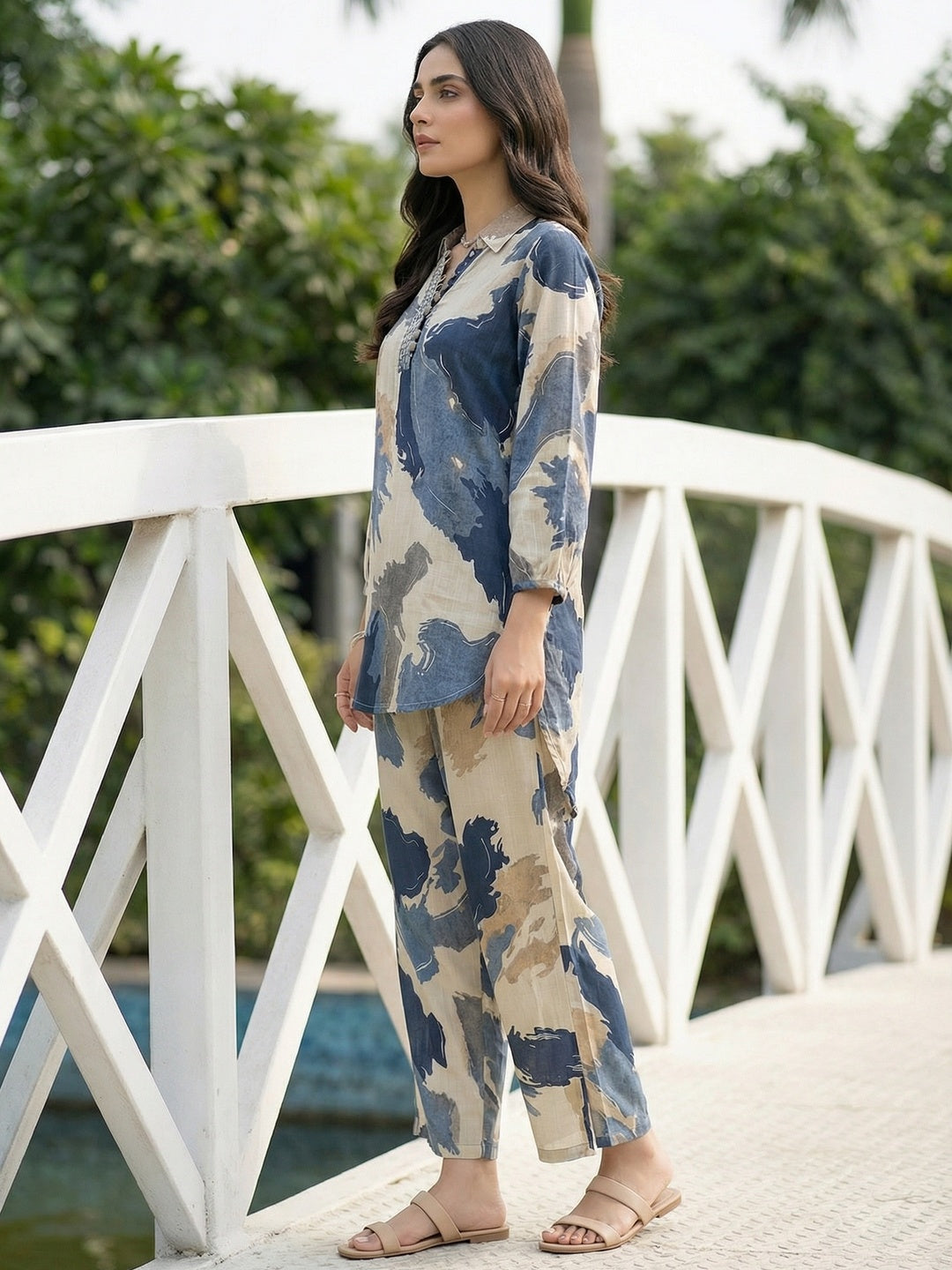 Blue Abstract Printed Viscose Two Piece Outfit with Soft Fabric and Modern Look - Image 2