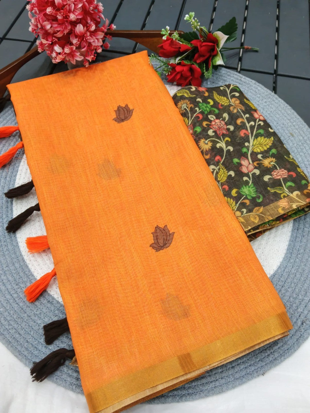 Graceful Orange Linen Saree with Beautiful Floral Printed Border - Image 2
