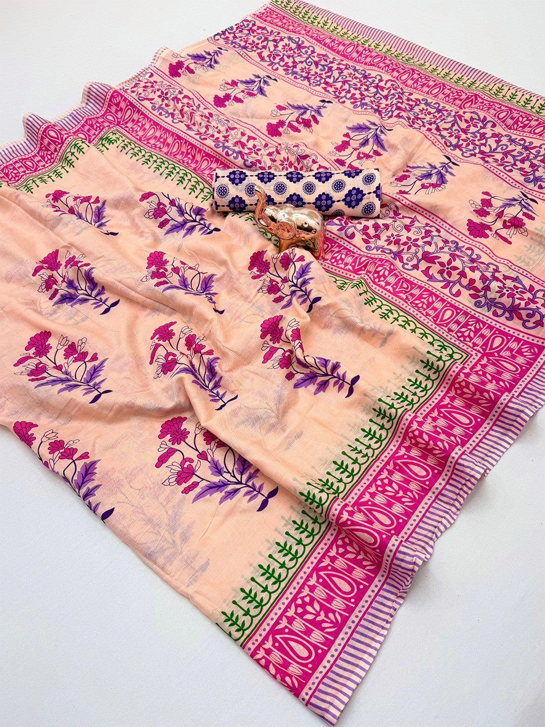 Classic Peach Blossom Floral Print Mulmul Cotton Saree with Artistic Work - Image 2