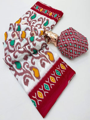 Charming Red & White Ikkat Printed Mulmul Cotton Saree With Subtle Work - Image 2