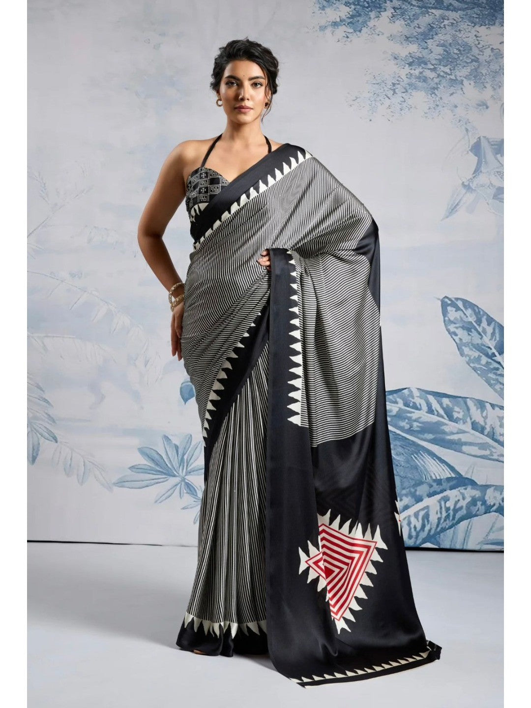 Elegant Black Crepe Saree with Striped and Geometric Print - Image 3