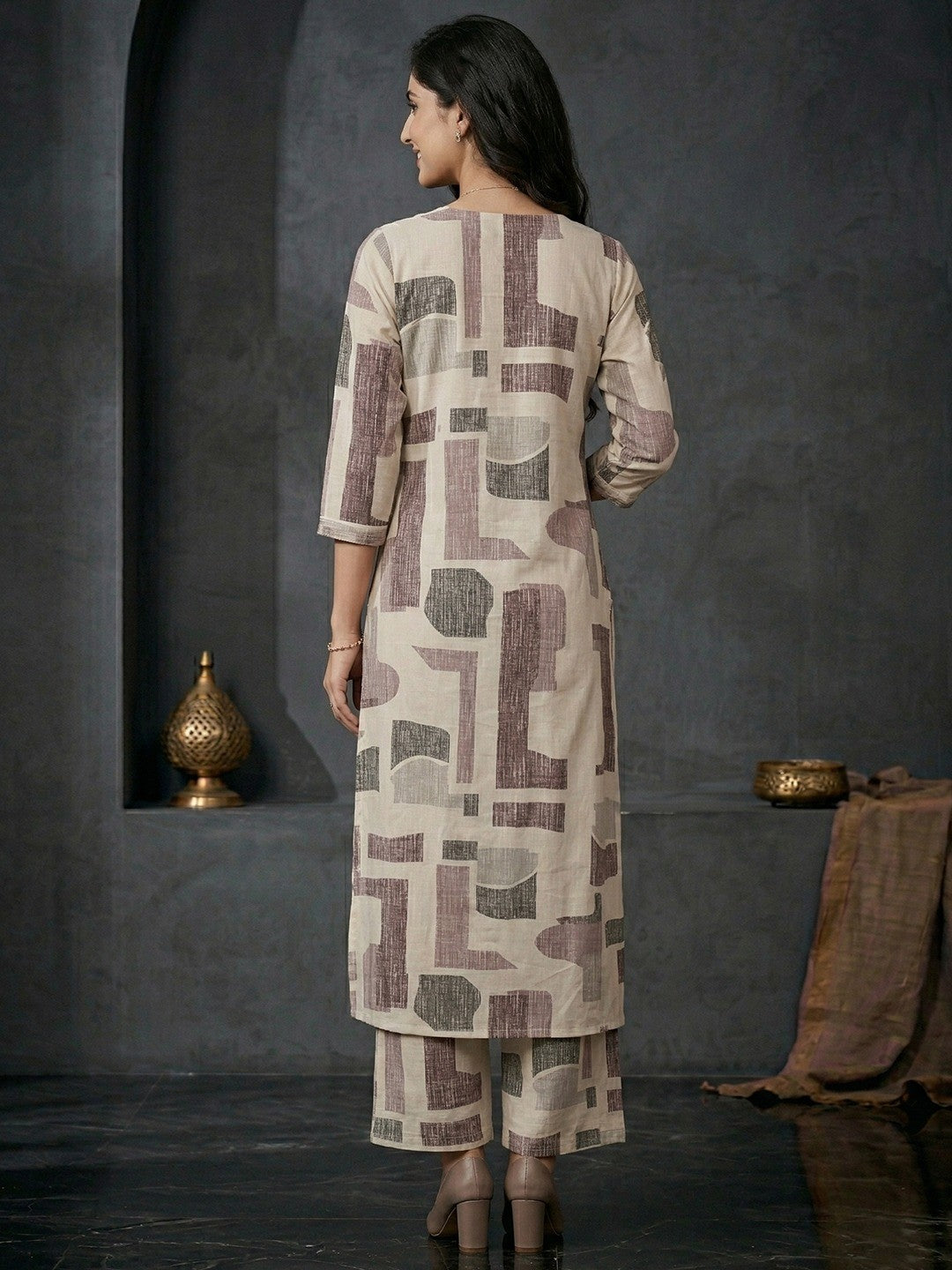 Maroon Abstract Print Pure Cotton A-Line Top Bottom Set for Casual Wear - Image 2