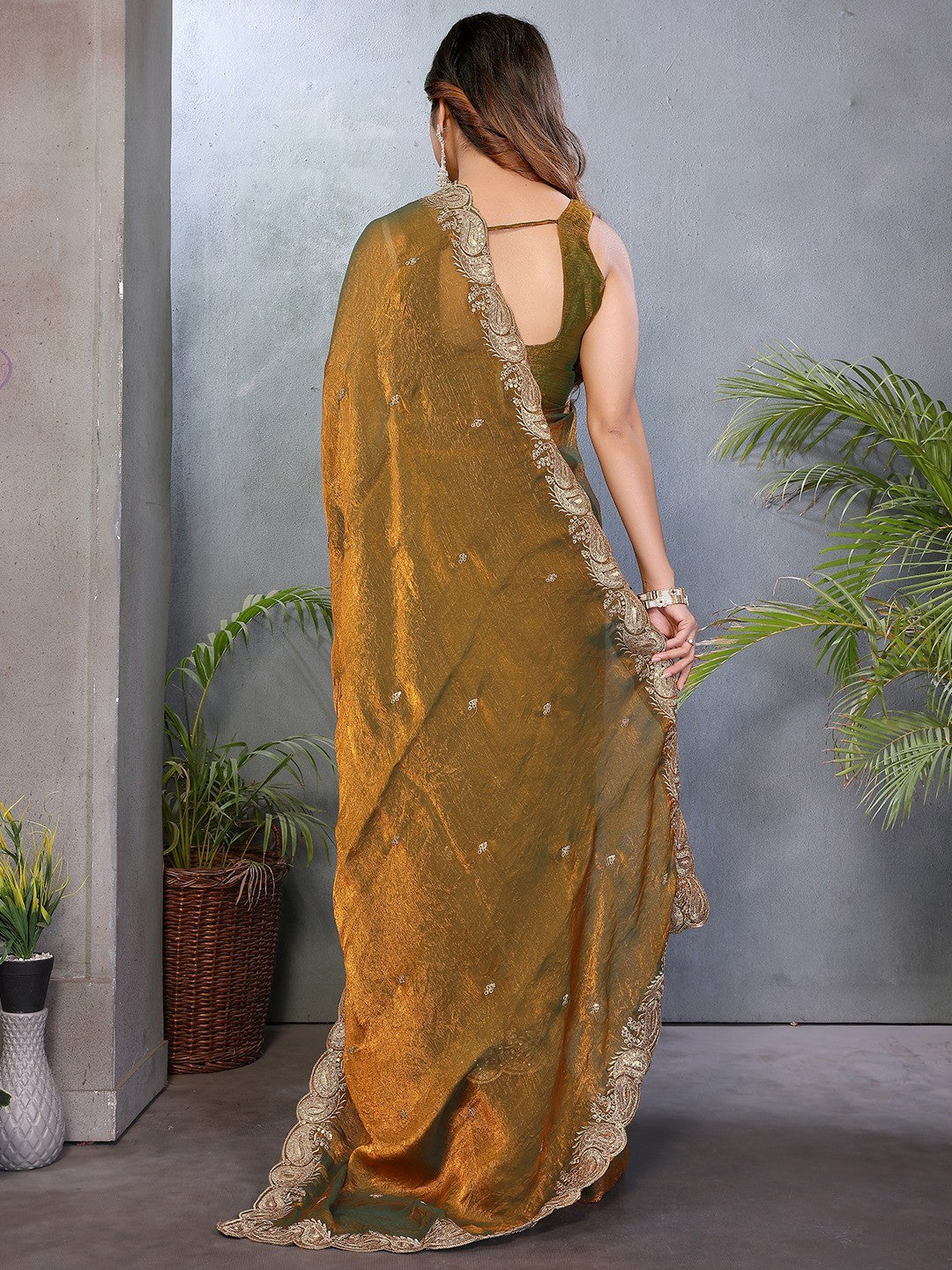 Sophisticated Copper Gold Paisley Pattern Saree Featuring Sequins Embroidery On Organza Chiffon Silk - Image 5