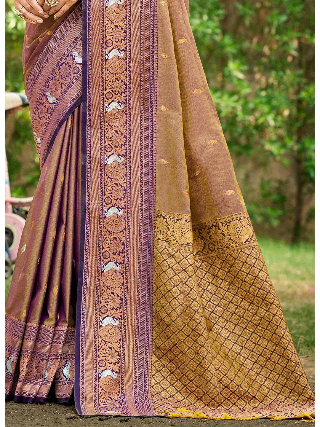 Classic Mocha Brown Floral & Peacock Design Zari Woven Silk Blend Saree With Trendy Tassel Pallu - Image 2