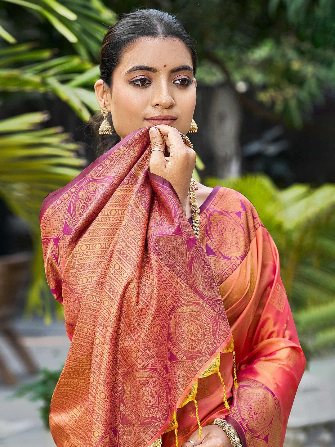 Timeless Peach Floral Zari Work Silk Blend Saree With Designer Tassels Pallu - Image 3