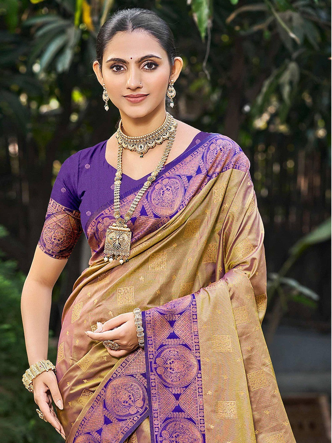 Timeless Dark Beige Floral Zari Work Silk Blend Saree With Designer Tassels Pallu - Image 5