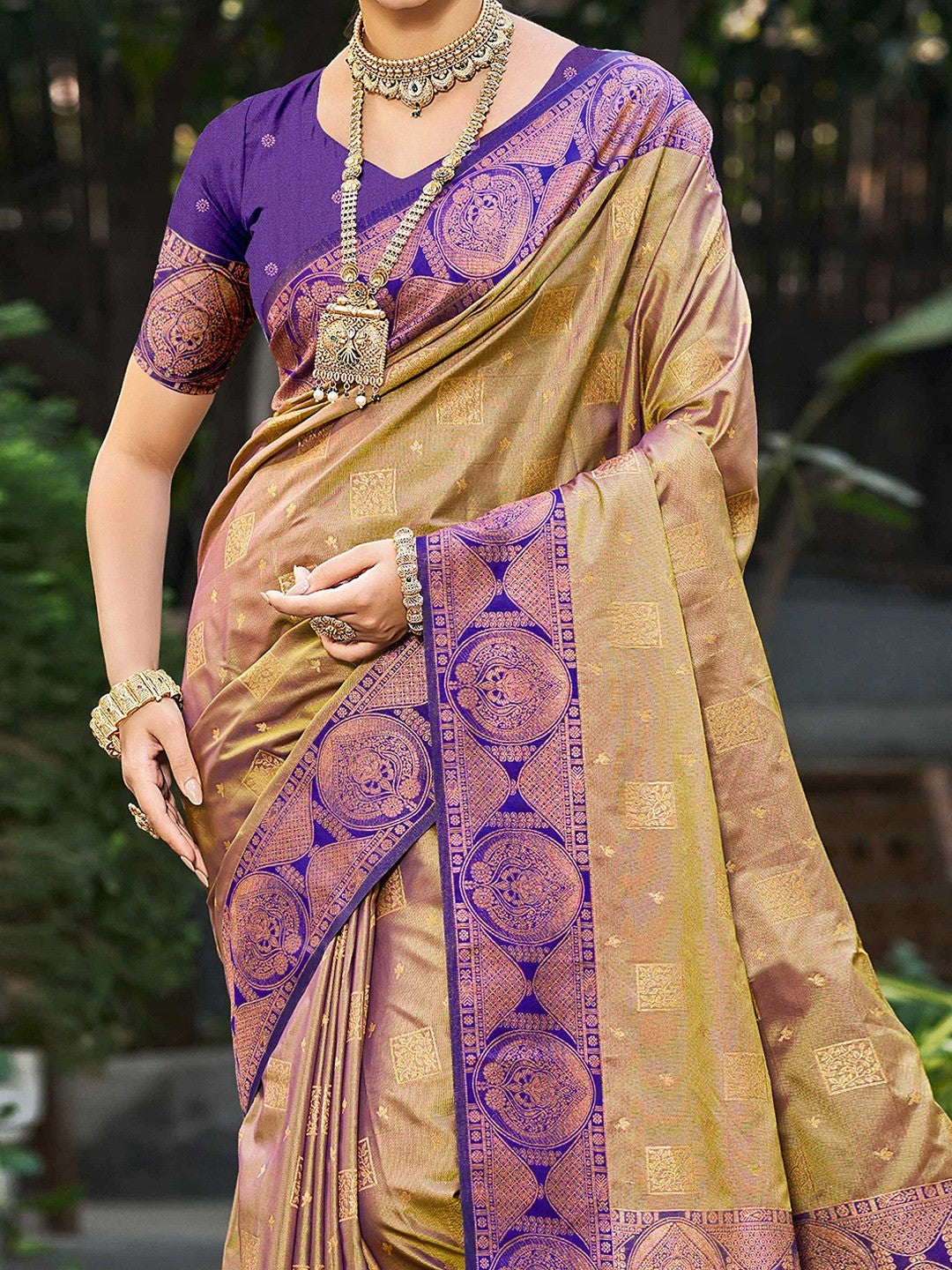 Timeless Dark Beige Floral Zari Work Silk Blend Saree With Designer Tassels Pallu - Image 3