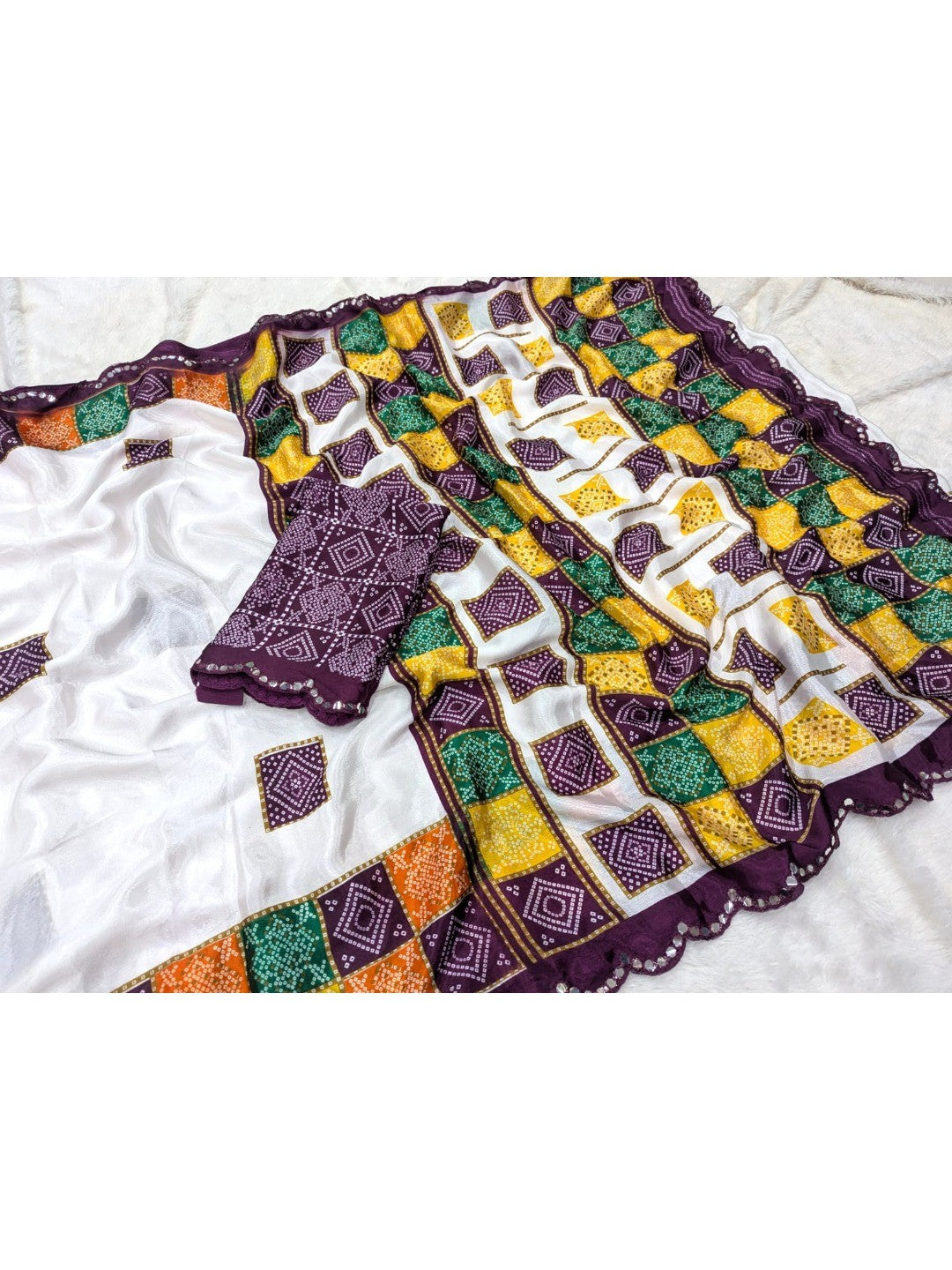 Elegant White & Wine Vichitra Silk Bandhani Saree with Mirror Work Border - Image 3
