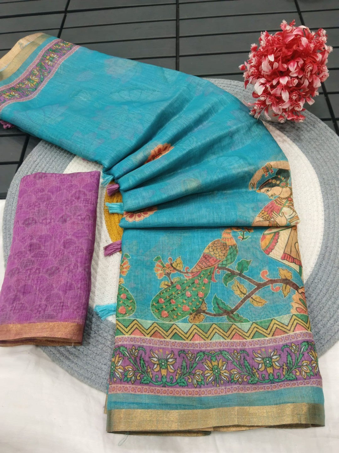 Aqua Blue Linen Saree with Printed Border and Pallu - Image 2