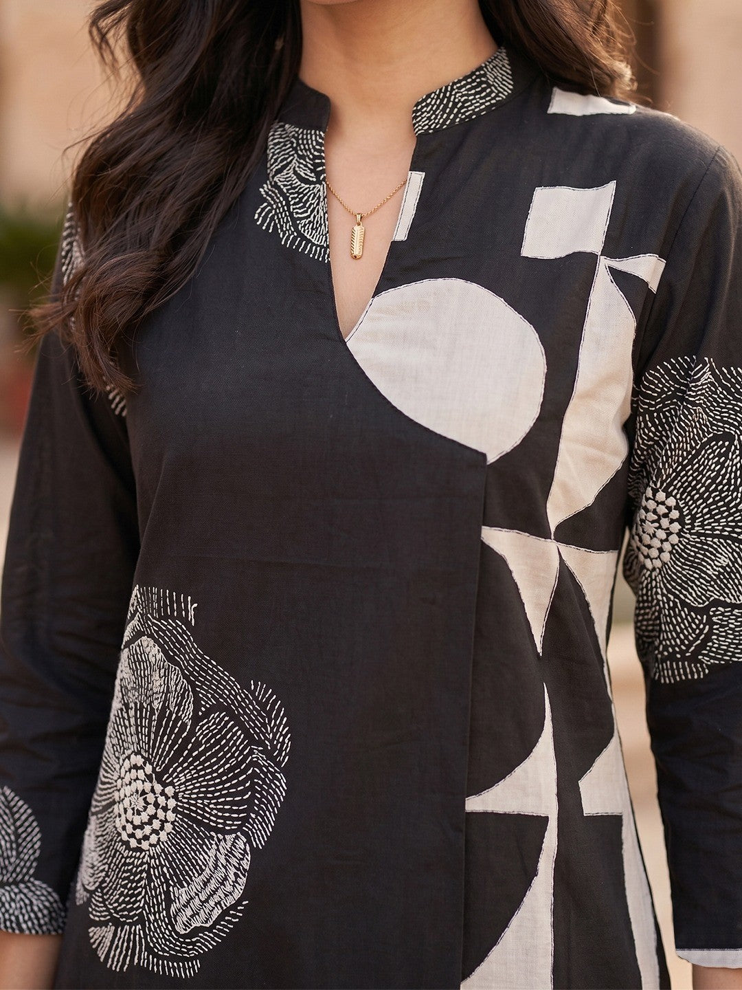 Elegant Black Abstract Print Pure Cotton Top Bottom Set Minimal Ethnic Look - Image 4