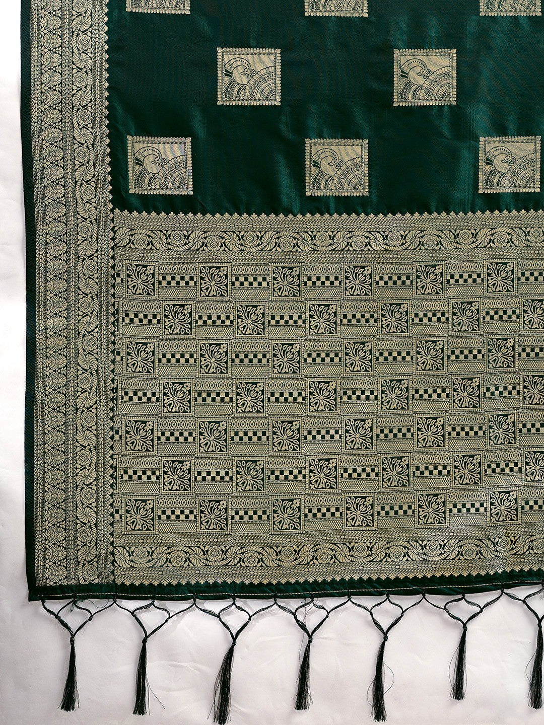 Green Peacock & Floral Motif Zari Weaving Silk Blend Saree With Unstitched Blouse Peice - Image 4
