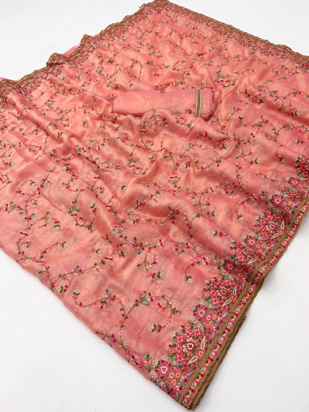 Elegant Peach Georgette Saree with Intricate Thread Work in Kashmiri Style Embroidery - Image 3