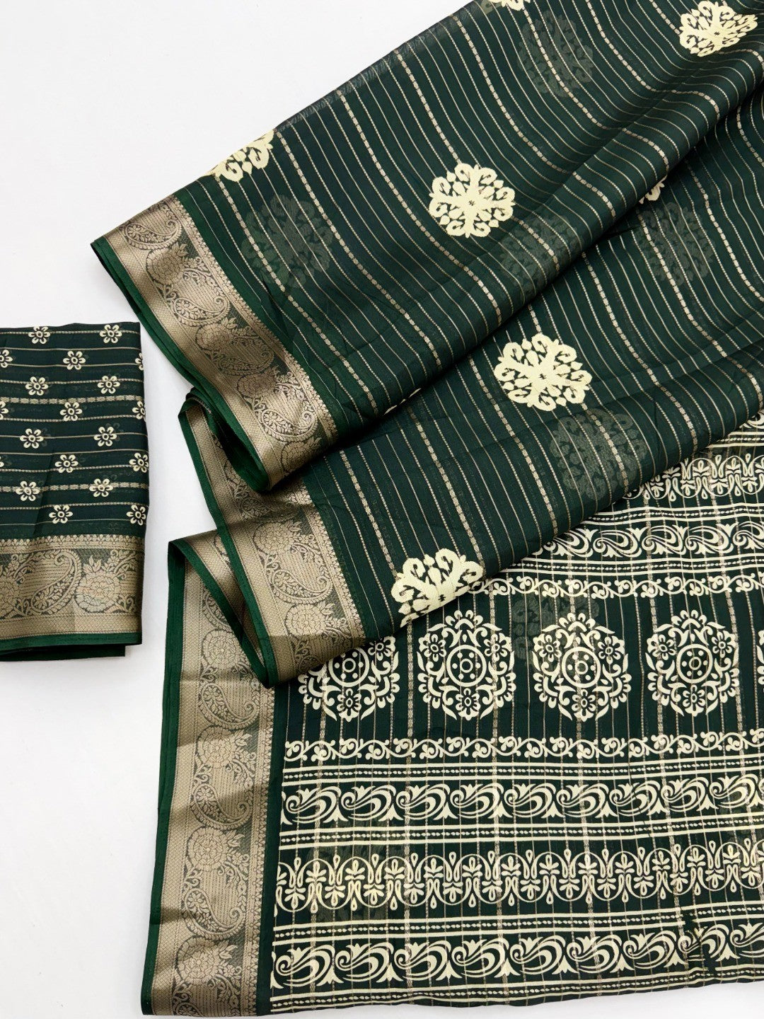 Elegant Green Crepe Saree with Striped Pattern and Jacquard Border - Image 2
