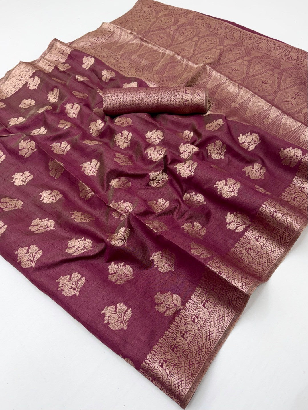 Elegant Wine Cotton Silk Saree with Floral Zari Weave - Image 2