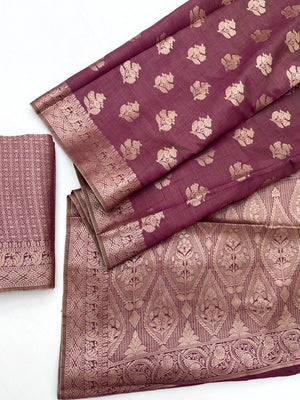 Elegant Wine Cotton Silk Saree with Floral Zari Weave - Image 2