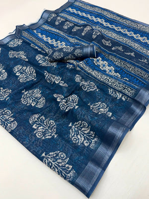 Elegant Blue Pure Cotton Digital Print Saree with Zari Border - Image 2