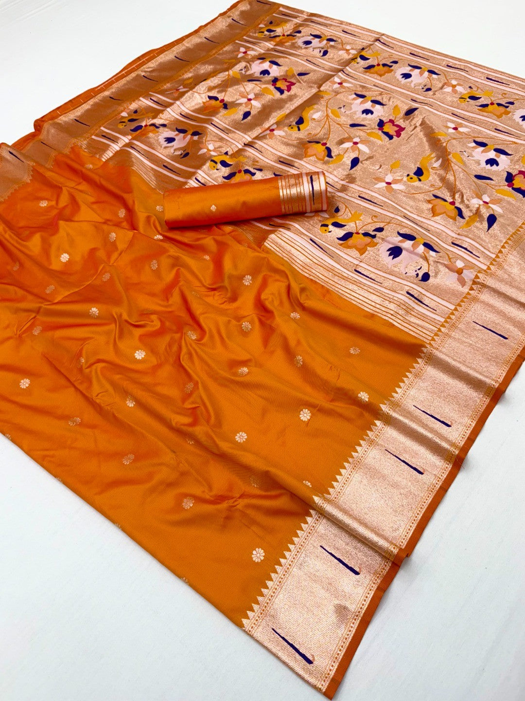 Traditional Orange Floral Zari Weaving Silk Paithani Saree With Intricate Designer Pallu - Image 3