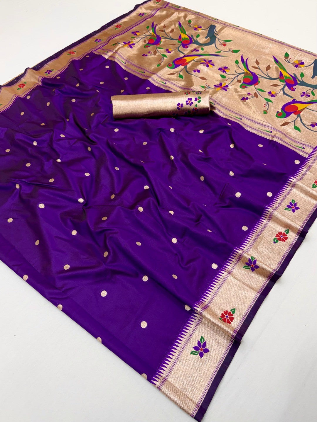 Classic Violet Zari Woven Banarasi Silk Paithani Saree With Floral Border & Parrot Motif Pallu - Image 3