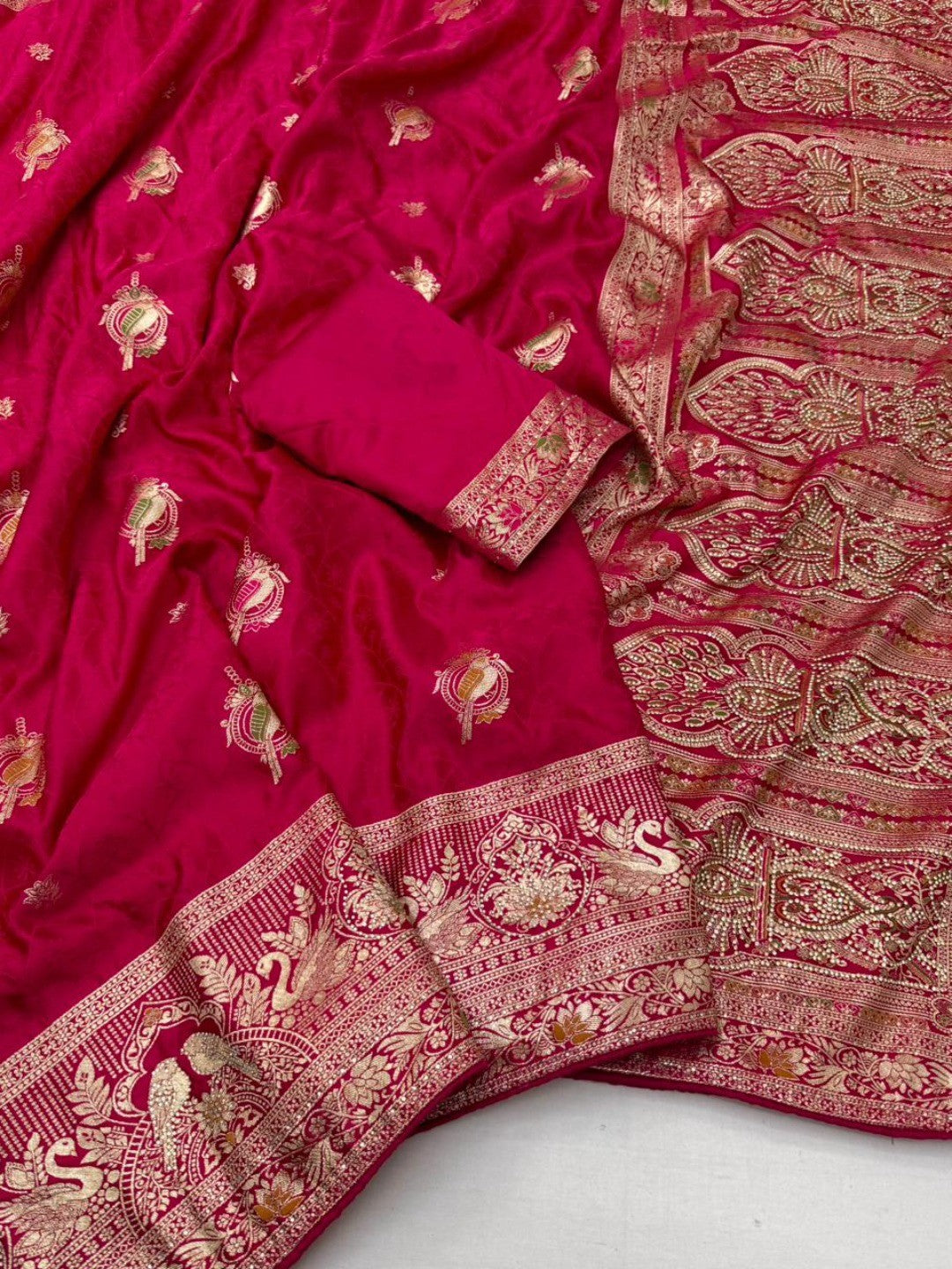 Elegant Pink Organza Satin Silk Saree with Zari Work - Image 3