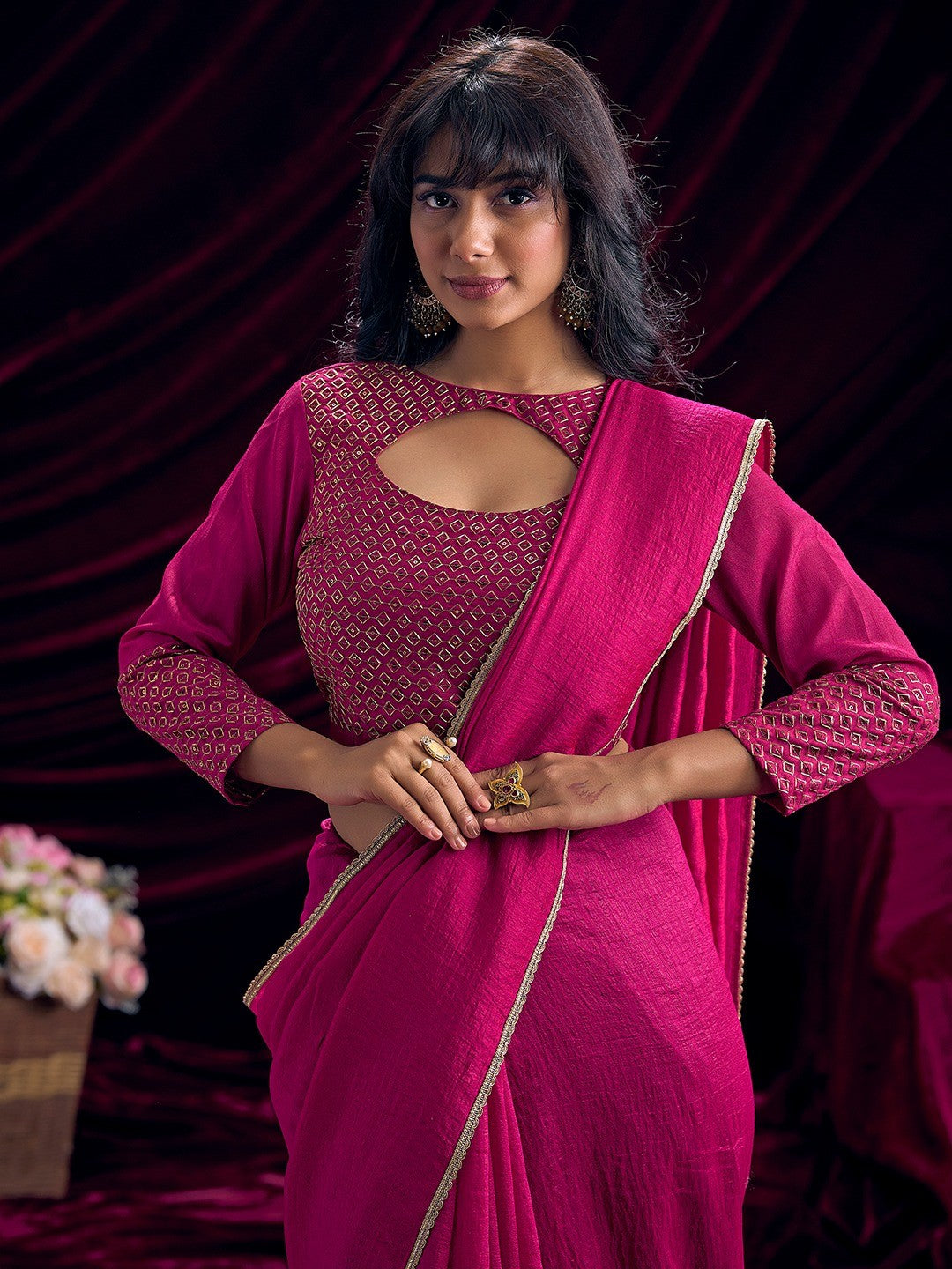 Stylish Pink Solid Art Silk Saree Featuring Lace Border With Embroidered Unstitched Blouse Piece - Image 5