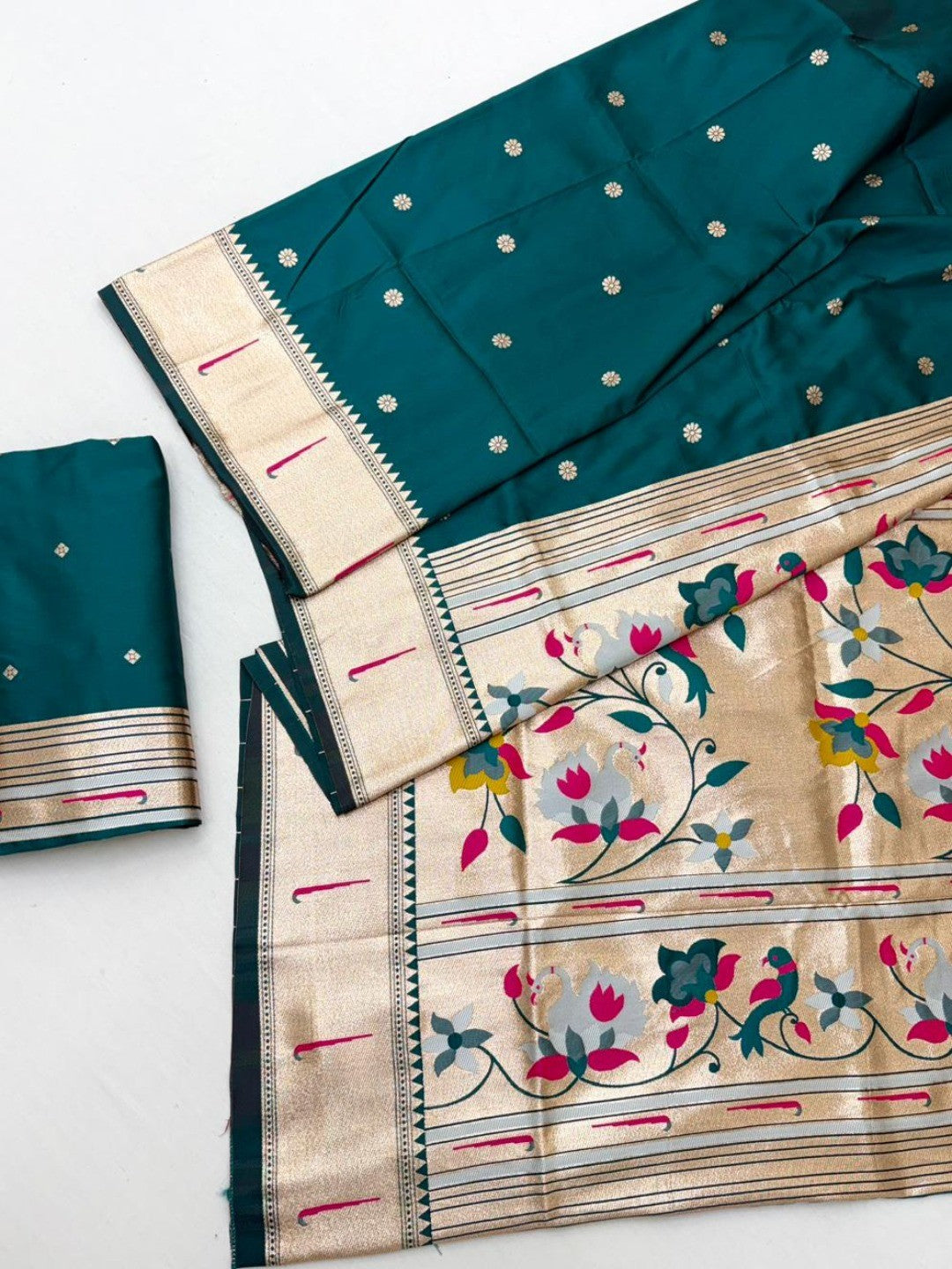 Teal Green Floral Weaving Banarasi Silk Paithani Saree With Zari Border & Designer Pallu - Image 2