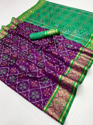 Wine Art Silk Patola Weaving Saree with Fancy Border and Matching Blouse - Image 2