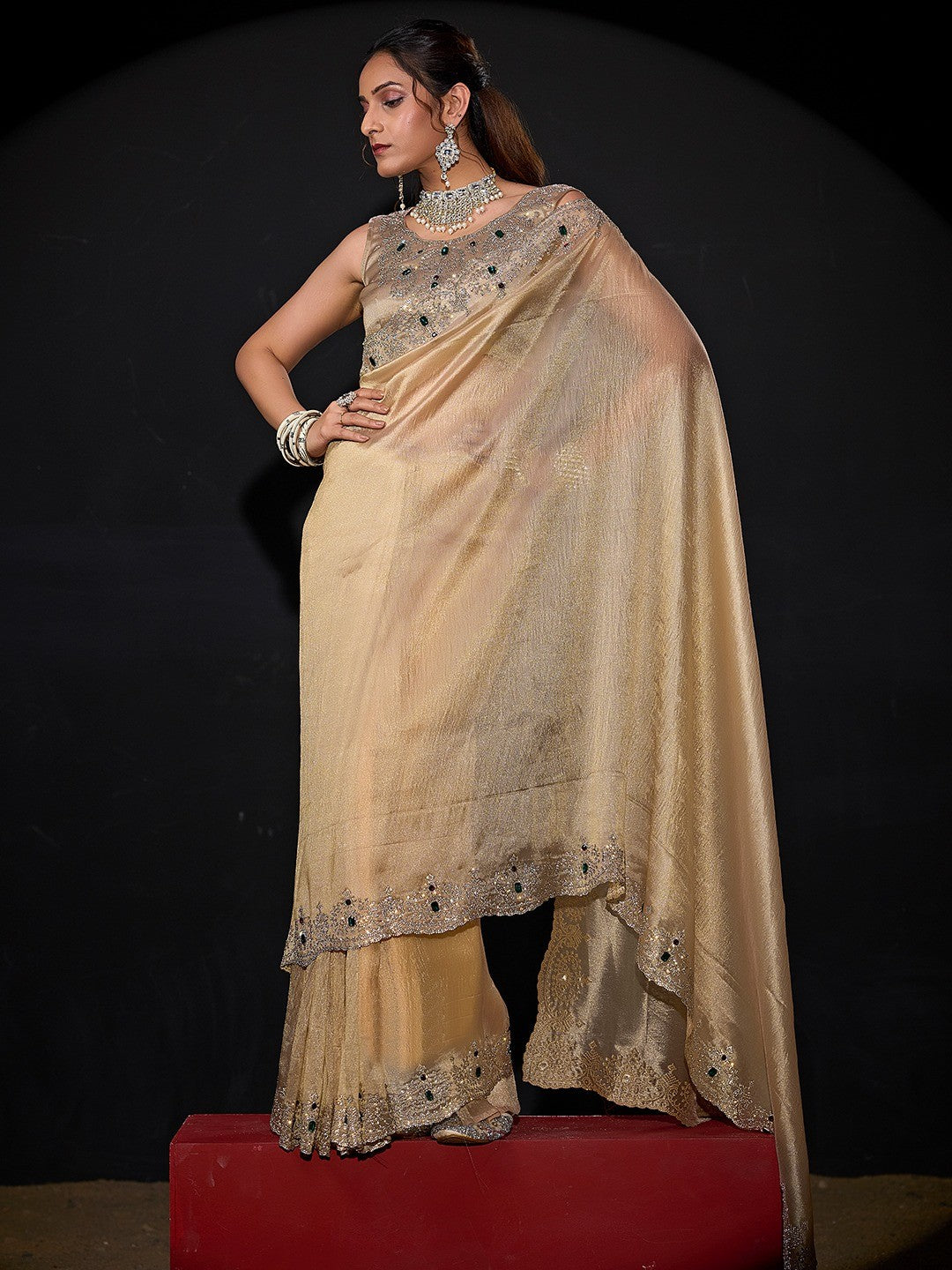 Elegant Cream Kanjivaram Silk Saree With Heavy Stone Work & Pure Kundan Border Detailing - Image 2