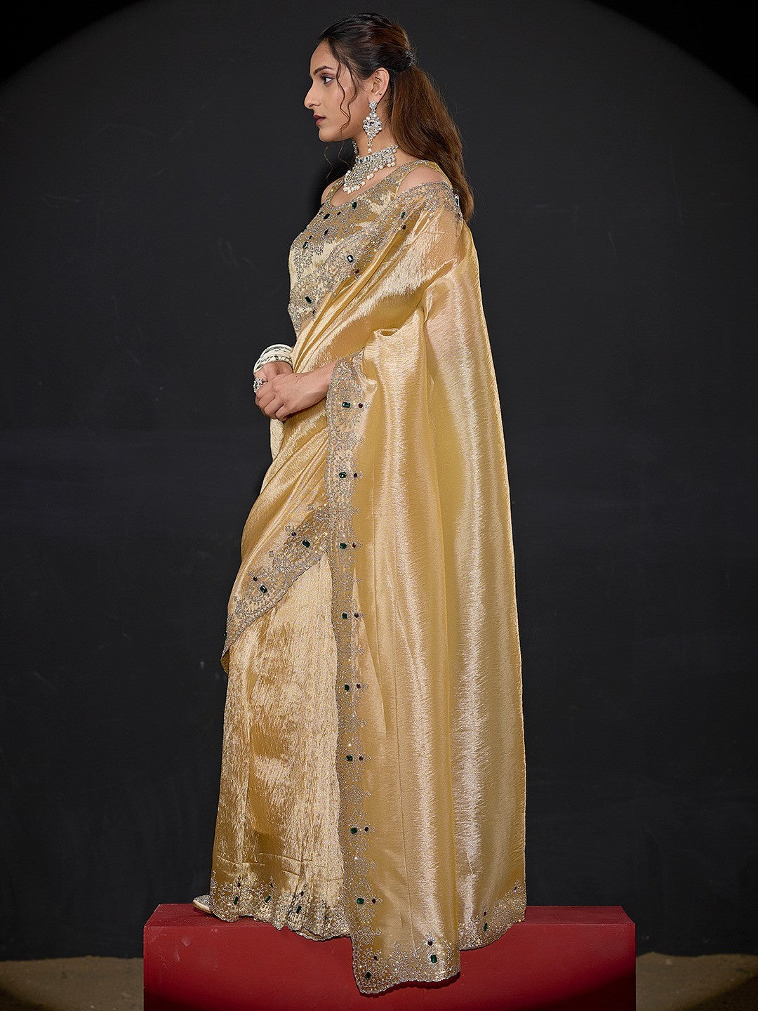 Elegant Golden Kanjivaram Silk Saree With Heavy Stone Work & Pure Kundan Border Detailing - Image 5