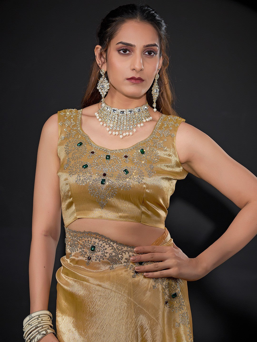 Elegant Golden Kanjivaram Silk Saree With Heavy Stone Work & Pure Kundan Border Detailing - Image 2