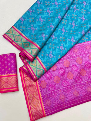 Elegant Blue Art Silk Patola Weaving Saree with Fancy Pallu and Blouse - Image 2