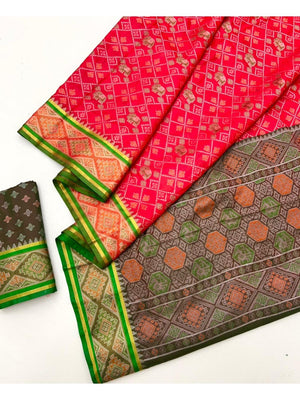 Red Art Silk Patola Weaving Saree with Fancy Pallu and Blouse - Image 2