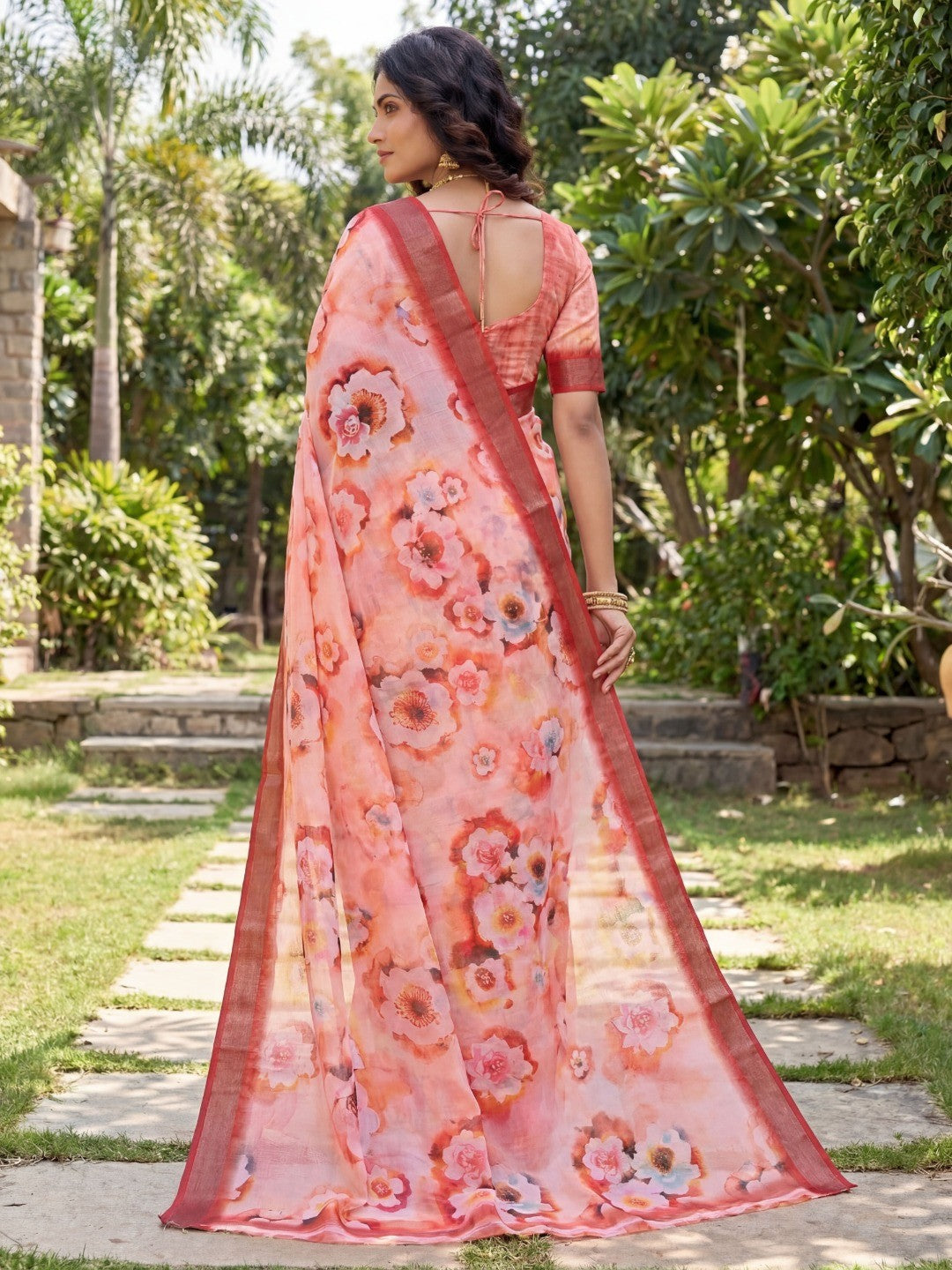 Peach Printed Linen Saree with Floral Motifs Relaxed Graceful Look - Image 3