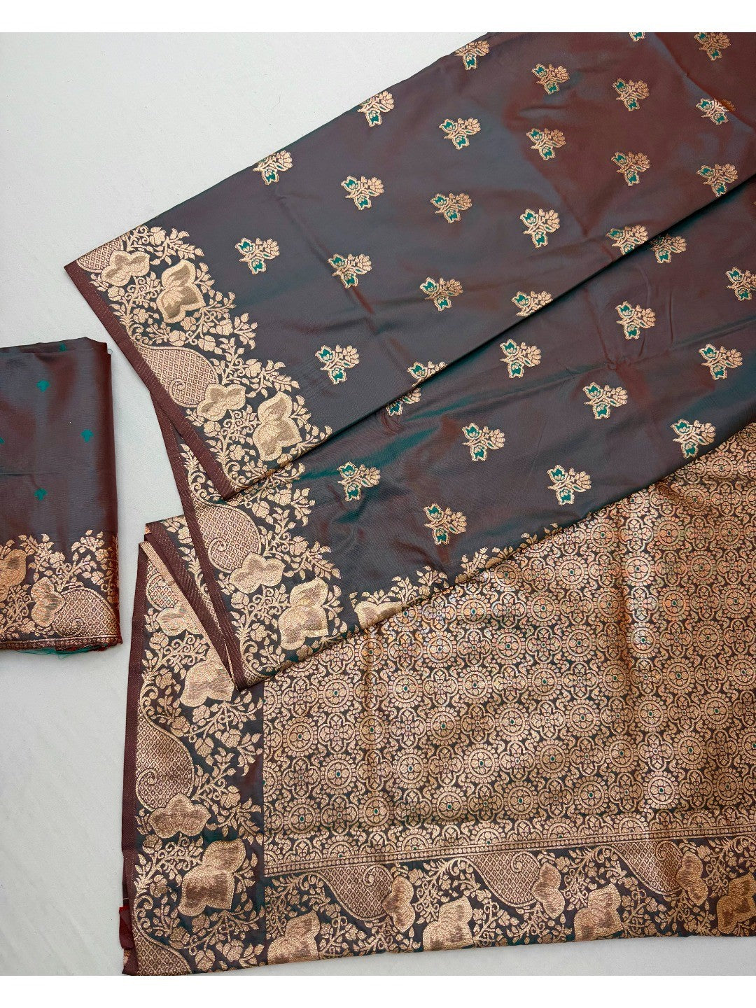 Designer Brown Floral Art Silk Saree Featuring Intricate Zari Weaving Work - Image 2
