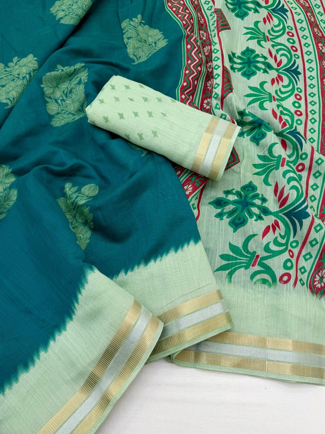 Rama Blue Pure Cotton Saree with Jari Border and Digital Print - Image 3