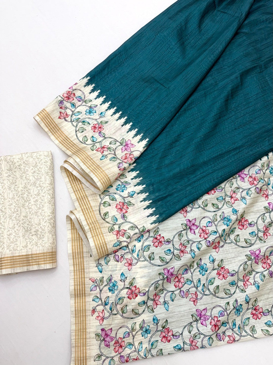 Luxurious Teal Floral Digital Print Dola Silk Saree With Stylish Designer Work - Image 3