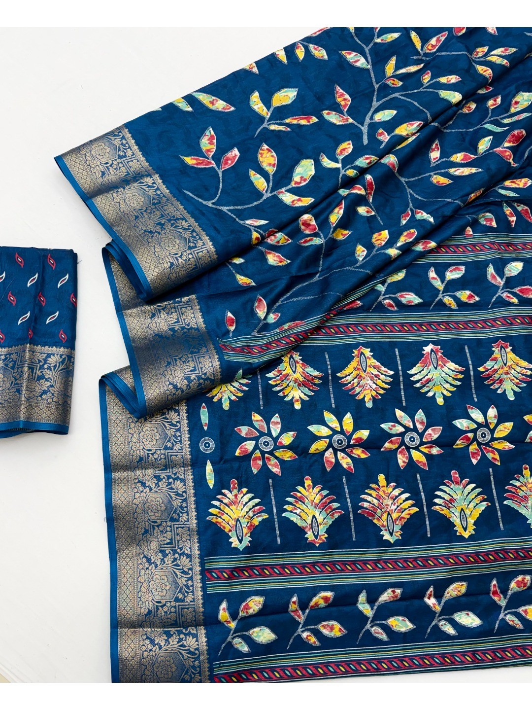 Elegant Blue Dola Silk Saree with Floral Print and Zari Border - Image 2