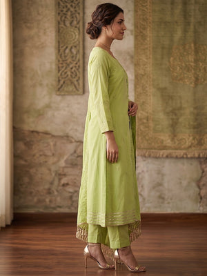 Designer Green Mul Cotton Kurta Set with Embroidered Dupatta Traditional Elegant Wear - Image 2