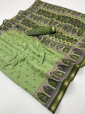Elegant Green Viscose Saree with Fancy Print and Zari Border - Image 2