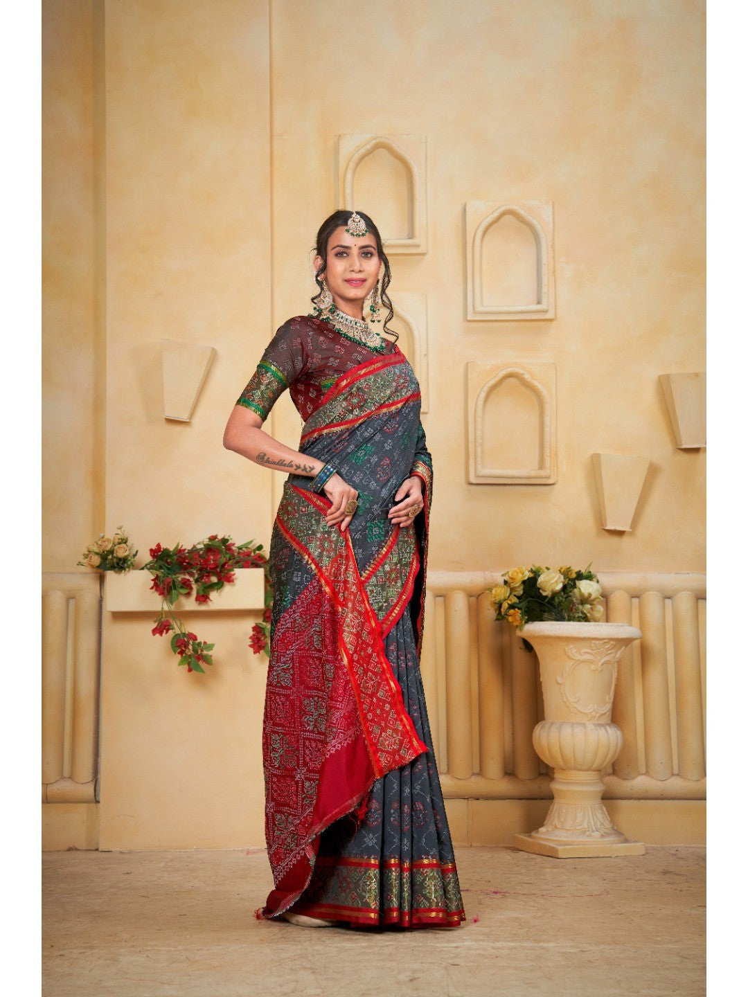 Designer Grey Banarasi Silk Saree With Intricate Patola Zari Weaving & Fancy Border - Image 3